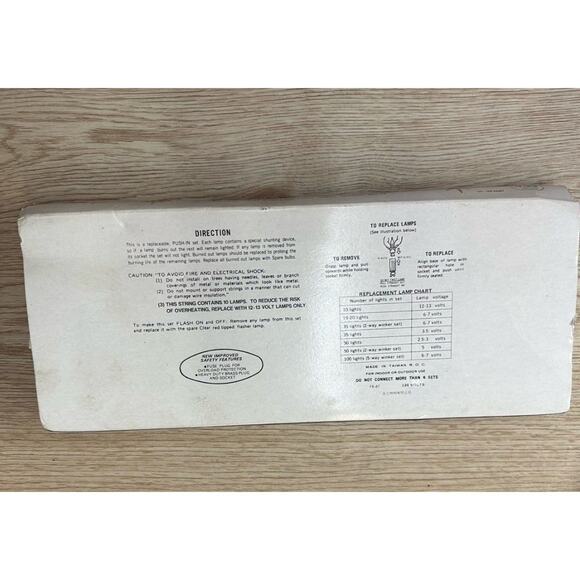 Vintage Christmas Candle Lights Set Red New in Box Designers Deluxe - Picture 2 of 3